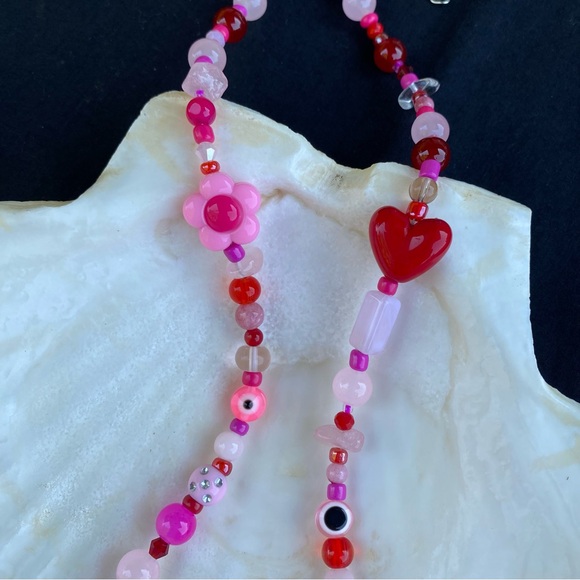 Aphrodite Pink & Red Beaded Necklace Stone Hearts Flowers Spiral Tie Dye Evileye - Picture 7 of 12